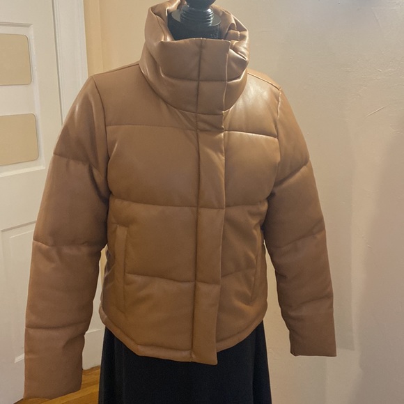 Abercrombie Vegan Leather Mini Puffer Camel Brown Sz Large SOLD OUT - Picture 4 of 13